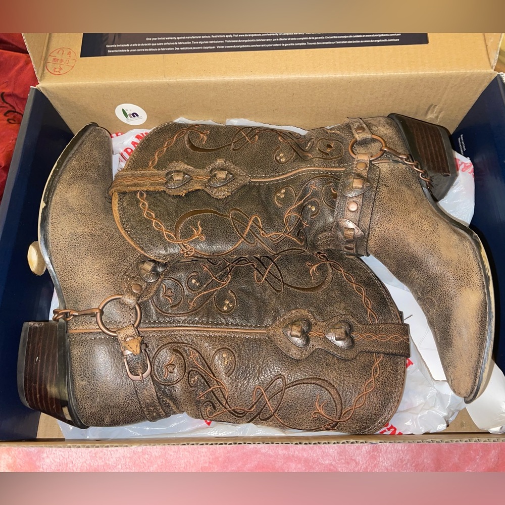 Durango crush heart boots